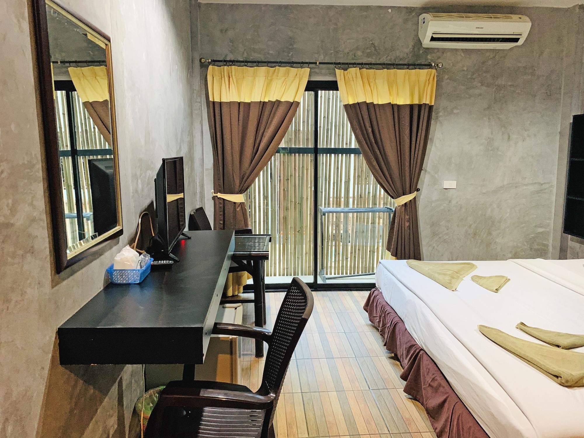Phi Phi Andaman Legacy Resort Exterior photo