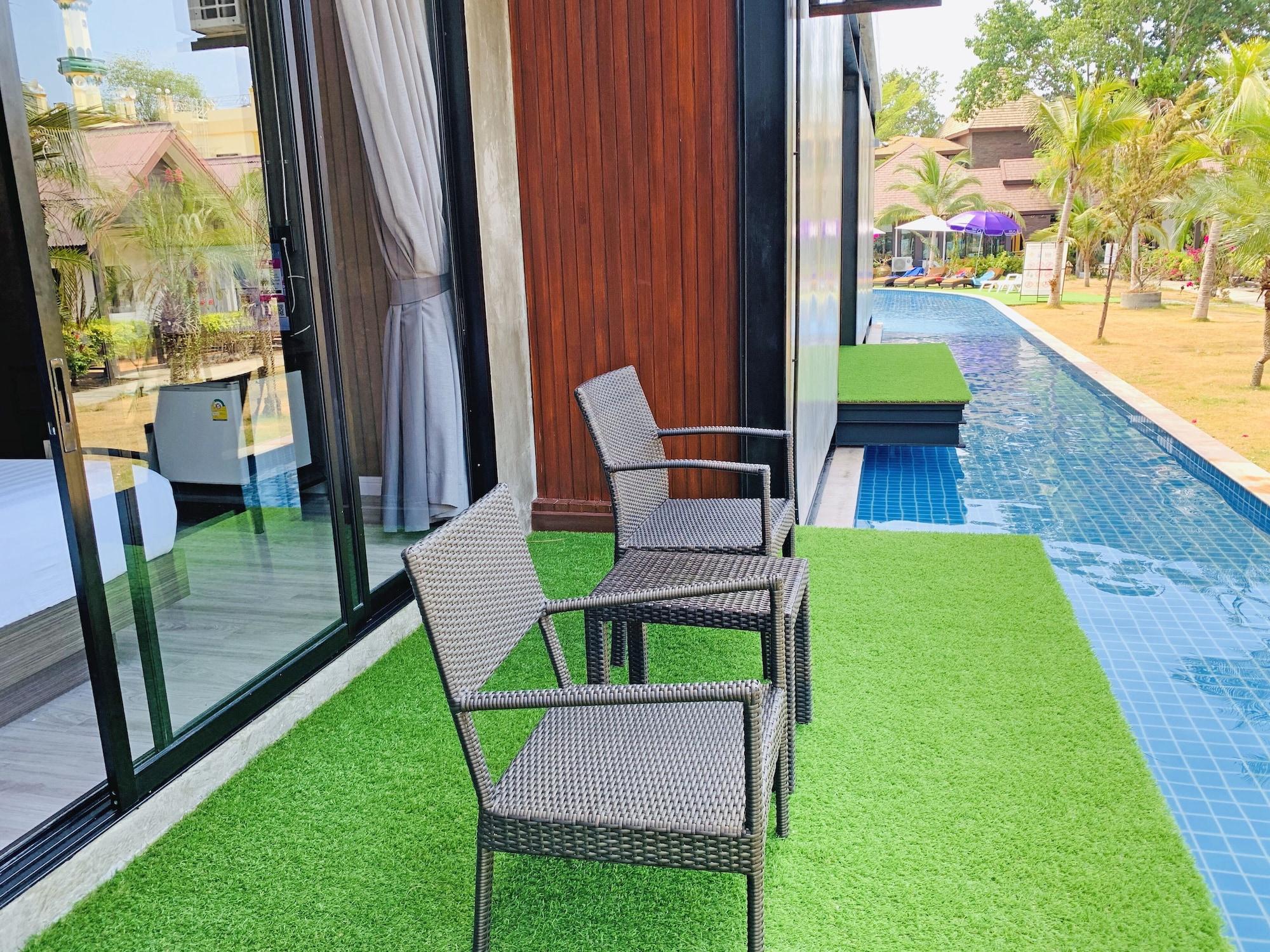 Phi Phi Andaman Legacy Resort Exterior photo