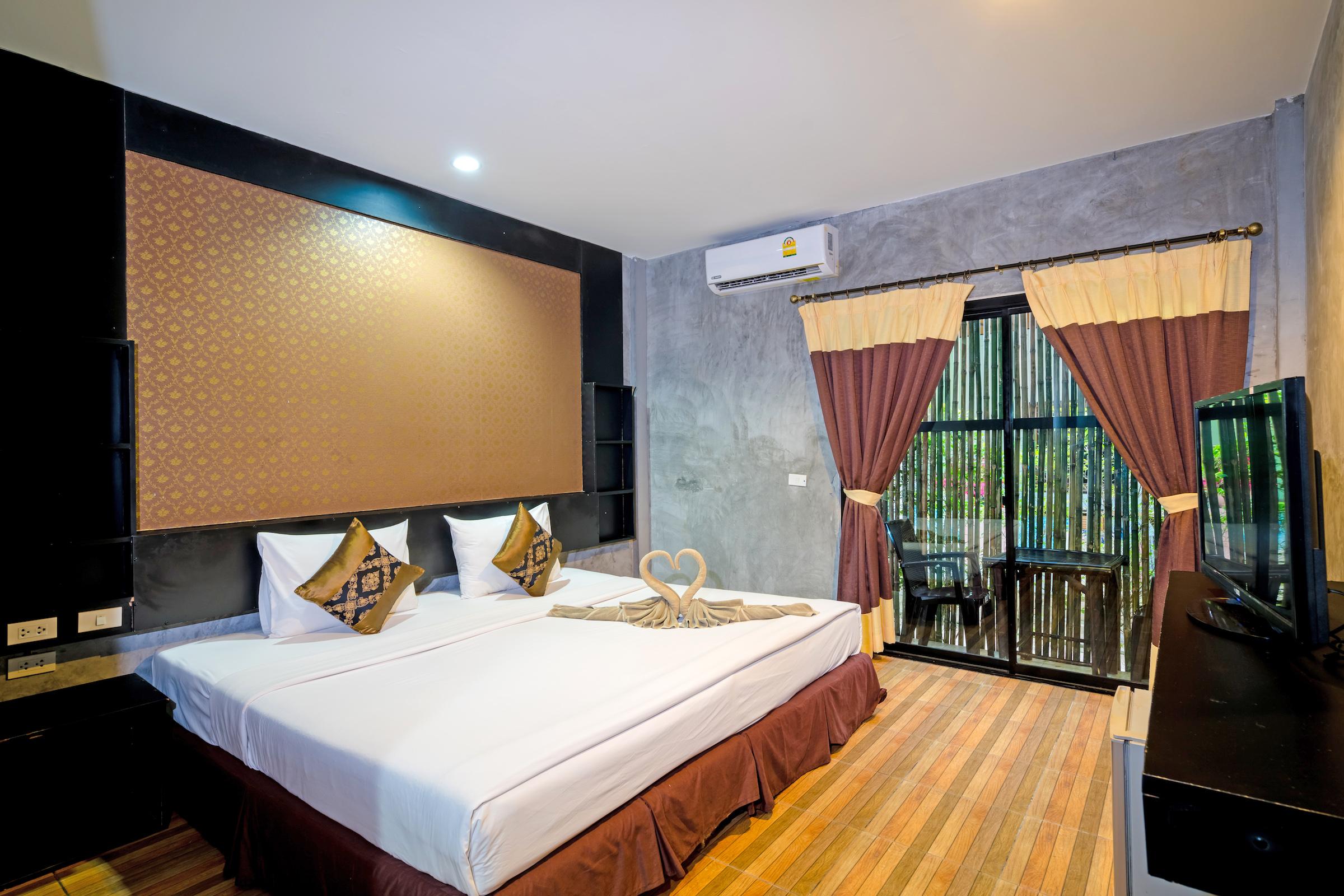 Phi Phi Andaman Legacy Resort Exterior photo